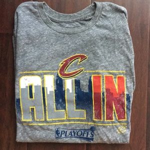 NWT Cavs Playoffs t-shirt